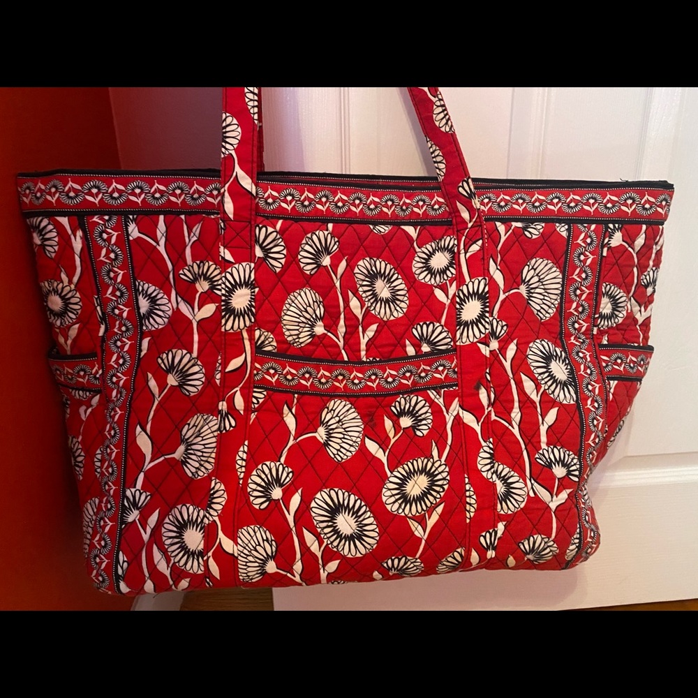 Vera Bradley large tote